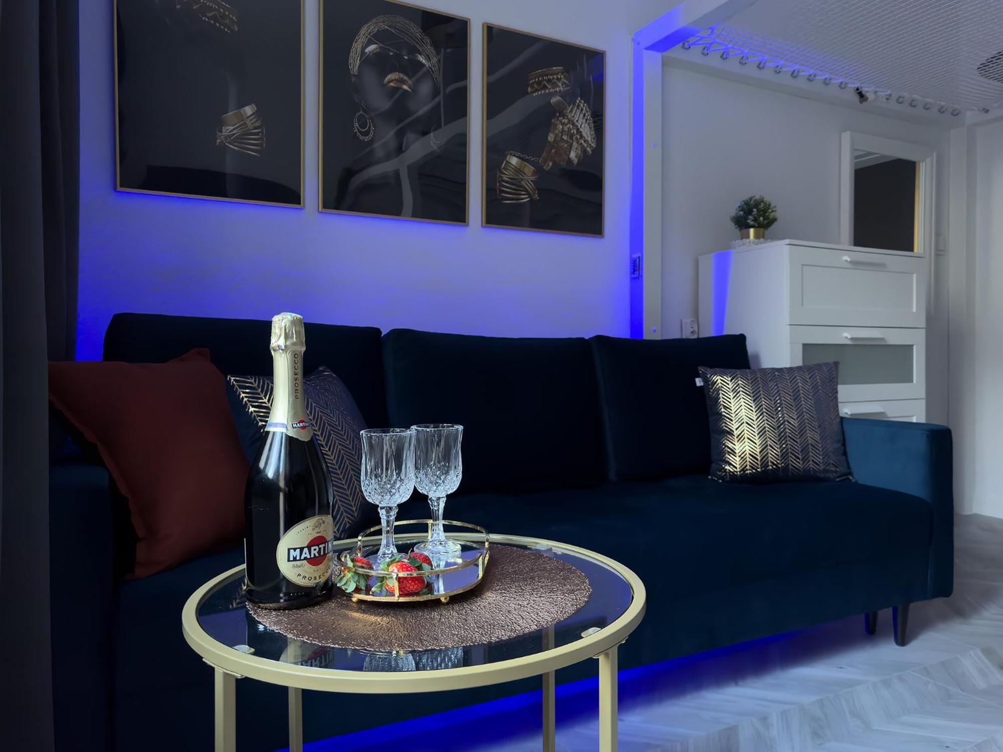 Luxury Apartments In The City Center ワルシャワ エクステリア 写真